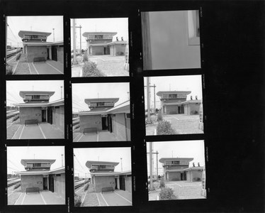 171984 Blad met contactafdrukken (8) van opnames van de procesleidingspost op het emplacement Watergraafsmeer te Amsterdam.